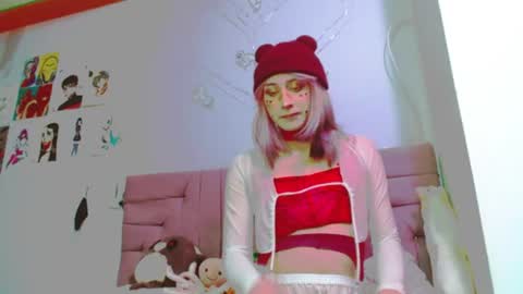 reiv_femboy online show from July 19, 2026, 3:43 am