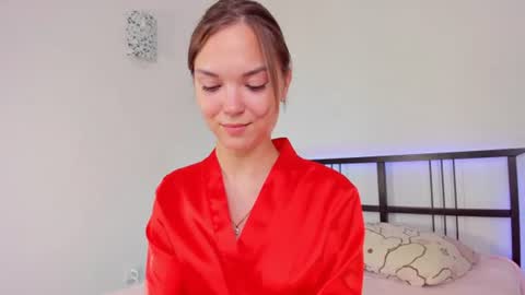 Elly online show from June 22, 2026, 2:25 pm