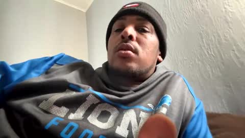 Snapshot of rell248mi1313 chatting on February 5, 2026, 8:35 pm rell248mi1313 online show from February 5, 2026, 8:35 pm