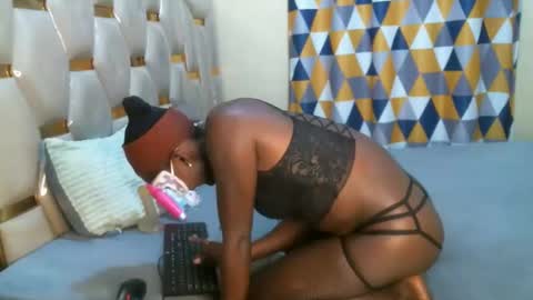 remmyqueen online show from April 2, 2026, 9:12 pm