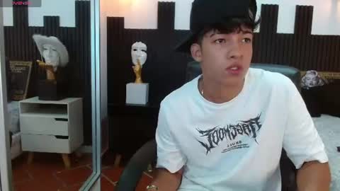 REN online show from July 15, 2026, 3:01 am