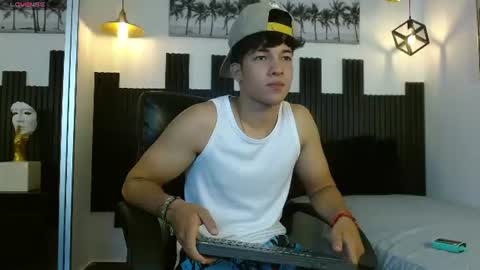 REN online show from July 23, 2026, 3:37 am