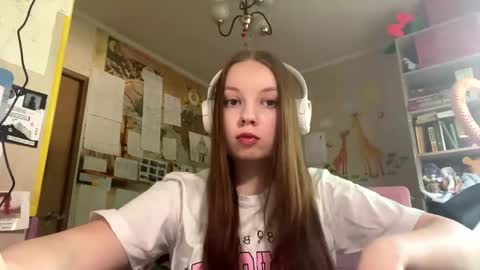 Annabel online show from June 4, 2026, 8:20 am