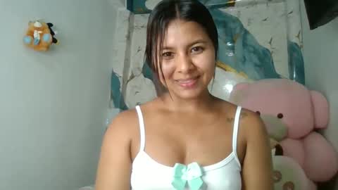 renata online show from March 16, 2026, 5:24 am