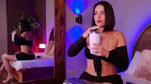 Renata online show from June 6, 2026, 10:31 am