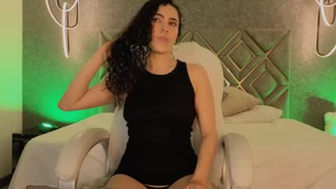 Renata 3 online show from April 14, 2026, 11:27 am