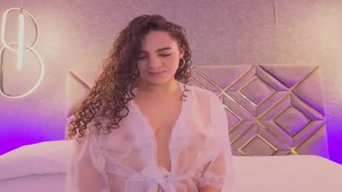 Renata 3 online show from May 31, 2026, 11:50 am