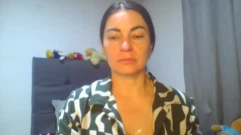 Snapshot of renata_hot1 chatting on April 21, 2026, 1:42 am renata_hot1 online show from April 21, 2026, 1:42 am