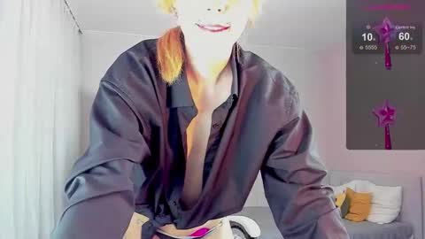 Rene online show from November 19, 2025, 11:21 am