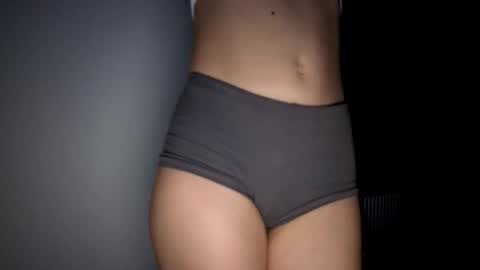 renee_loah online show from October 24, 2025, 8:27 pm