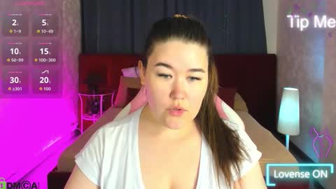 renee_turner online show from October 5, 2025, 8:23 am