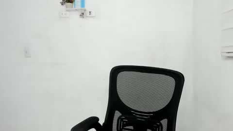 RENELL online show from January 19, 2025, 6:09 am