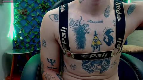 R E N E  online show from January 21, 2025, 6:54 am