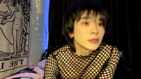 rennuts online show from January 25, 2025, 12:17 am