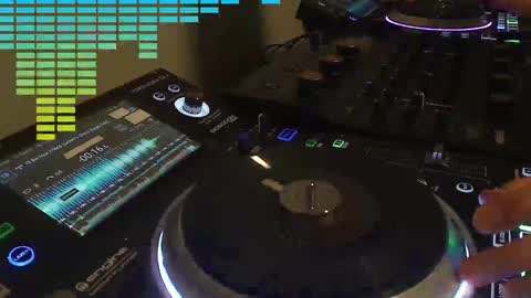 Snapshot of reticuli chatting on November 8, 2025, 10:41 pm GearPorn online show from November 8, 2025, 10:41 pm