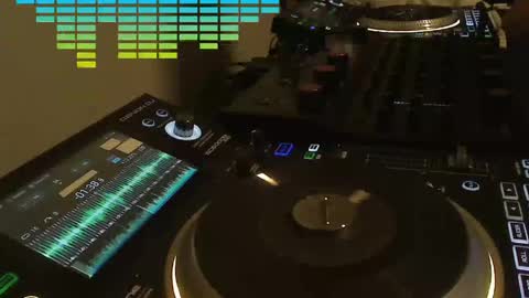 Snapshot of reticuli chatting on April 18, 2026, 7:45 am GearPorn online show from April 18, 2026, 7:45 am