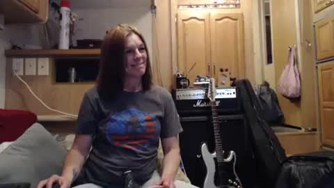 Snapshot of retro834 chatting on January 1, 2025, 5:43 am Rhett online show from January 1, 2025, 5:43 am