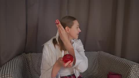 revamcallister online show from May 11, 2026, 11:27 am