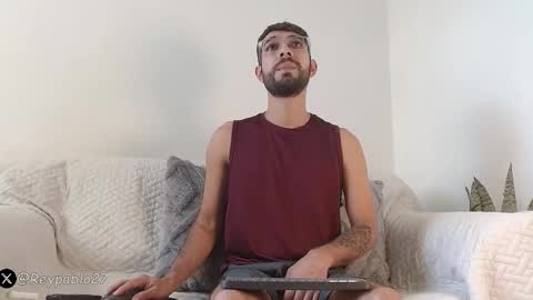 REY PABLO Independent online show from March 2, 2026, 7:21 pm