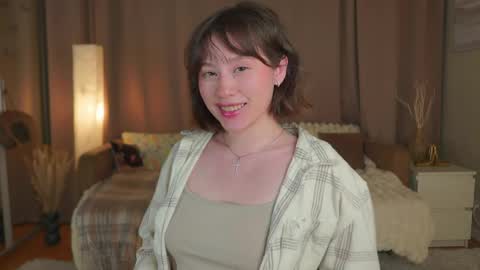 Snapshot of rhebageigel chatting on April 9, 2026, 6:24 pm Nanami online show from April 9, 2026, 6:24 pm
