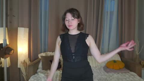 Snapshot of rhebageigel chatting on May 7, 2026, 6:13 pm Nanami online show from May 7, 2026, 6:13 pm