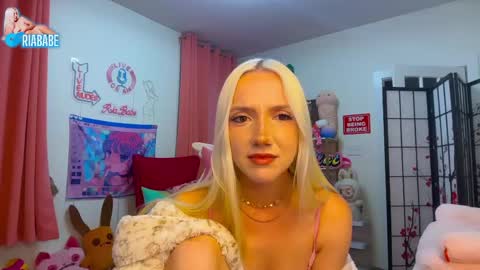 Snapshot of riababe chatting on June 6, 2026, 2:49 am ria online show from June 6, 2026, 2:49 am