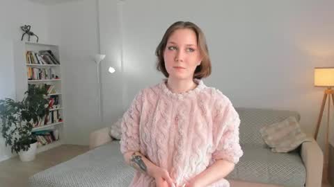 Kahlan online show from April 16, 2026, 11:33 am