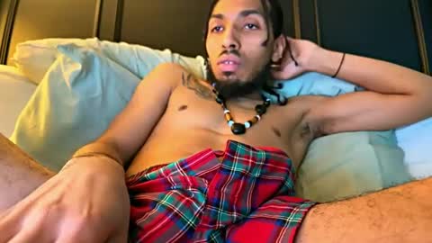 Snapshot of riahrockhard chatting on January 17, 2025, 8:24 am Riah online show from January 17, 2025, 8:24 am