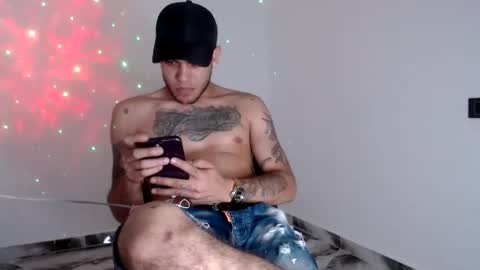 Snapshot of riancum chatting on May 6, 2026, 6:46 pm juan online show from May 6, 2026, 6:46 pm