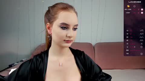 Snapshot of riawoods chatting on January 8, 2025, 4:44 pm Ria Woods online show from January 8, 2025, 4:44 pm