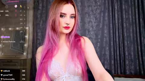 Ria Woods online show from April 30, 2026, 10:03 pm