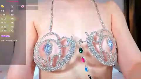 Ria Woods online show from June 16, 2026, 5:37 pm