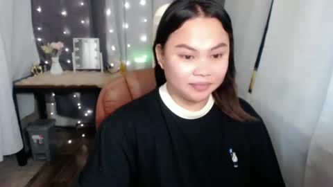 Snapshot of ricahotasain_05 chatting on March 19, 2026, 4:55 pm Rica online show from March 19, 2026, 4:55 pm