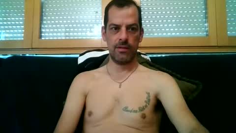 Snapshot of ricardohawtin chatting on May 3, 2026, 8:31 am ricardohawtin online show from May 3, 2026, 8:31 am