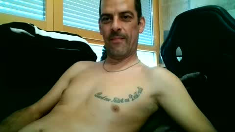 Snapshot of ricardohawtin chatting on June 28, 2026, 2:01 pm ricardohawtin online show from June 28, 2026, 2:01 pm