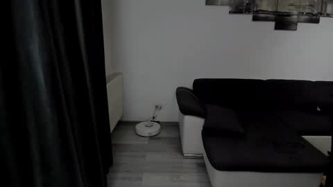 Snapshot of richarddarell chatting on October 13, 2025, 5:40 am RichardDarell online show from October 13, 2025, 5:40 am