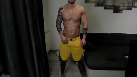 Snapshot of richarddarell chatting on November 11, 2025, 5:07 am RichardDarell online show from November 11, 2025, 5:07 am