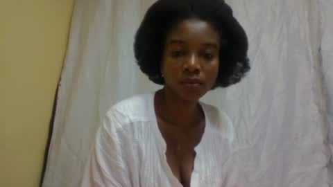 richella34 online show from June 25, 2026, 9:41 pm
