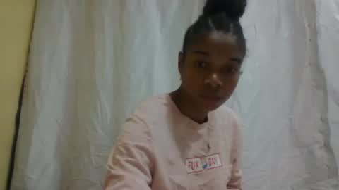 richella34 online show from July 5, 2026, 9:11 pm