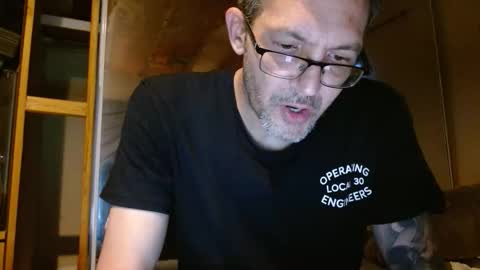 Snapshot of richi3richny chatting on May 12, 2026, 12:08 am Richie online show from May 12, 2026, 12:08 am