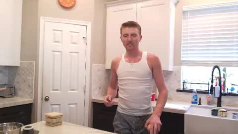 Snapshot of richiewest chatting on June 27, 2026, 12:04 am Richie online show from June 27, 2026, 12:04 am