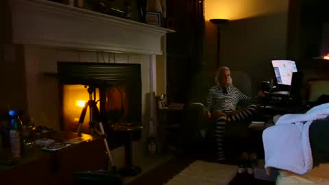 Snapshot of ricks4fun chatting on February 4, 2025, 5:10 am PINK HOLE TWINK online show from February 4, 2025, 5:10 am