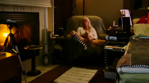 Snapshot of ricks4fun chatting on February 28, 2025, 8:53 am PINK HOLE TWINK online show from February 28, 2025, 8:53 am