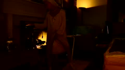 PINK HOLE TWINK online show from May 14, 2026, 2:40 am