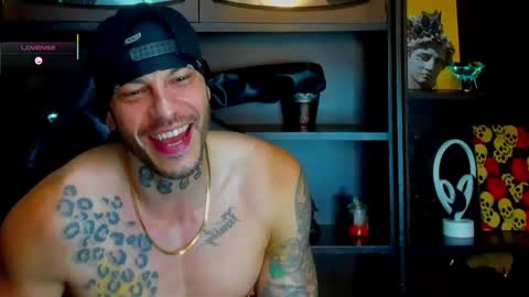 Snapshot of ricky_santos_ chatting on September 14, 2025, 2:00 am ricky_santos_ online show from September 14, 2025, 2:00 am