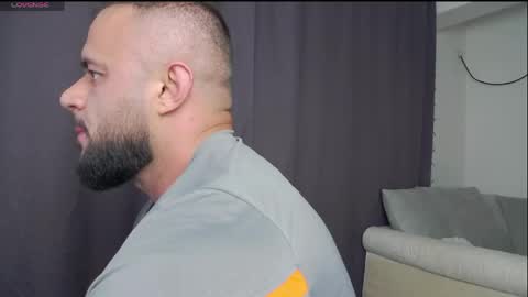 rickymiami1 online show from April 24, 2026, 7:27 pm