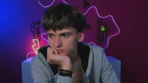 Rico online show from April 18, 2026, 7:58 pm