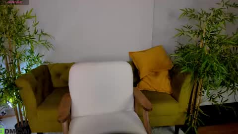 Snapshot of riddle_layla chatting on May 11, 2026, 2:45 pm Layla online show from May 11, 2026, 2:45 pm