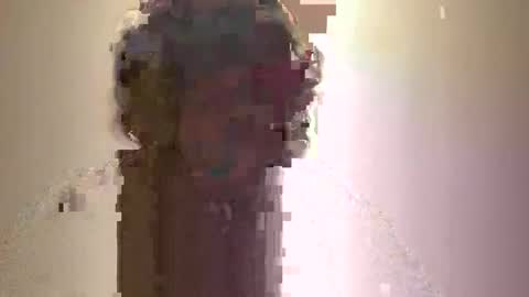 riddleplayme553 online show from June 6, 2026, 4:06 am