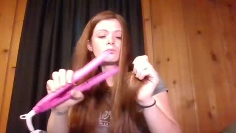 ridinghoodred online show from June 16, 2026, 10:12 pm
